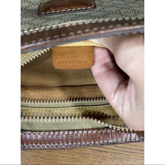 Set of Vintage Celine clutch wristlet and wallet - Picture 10 of 11